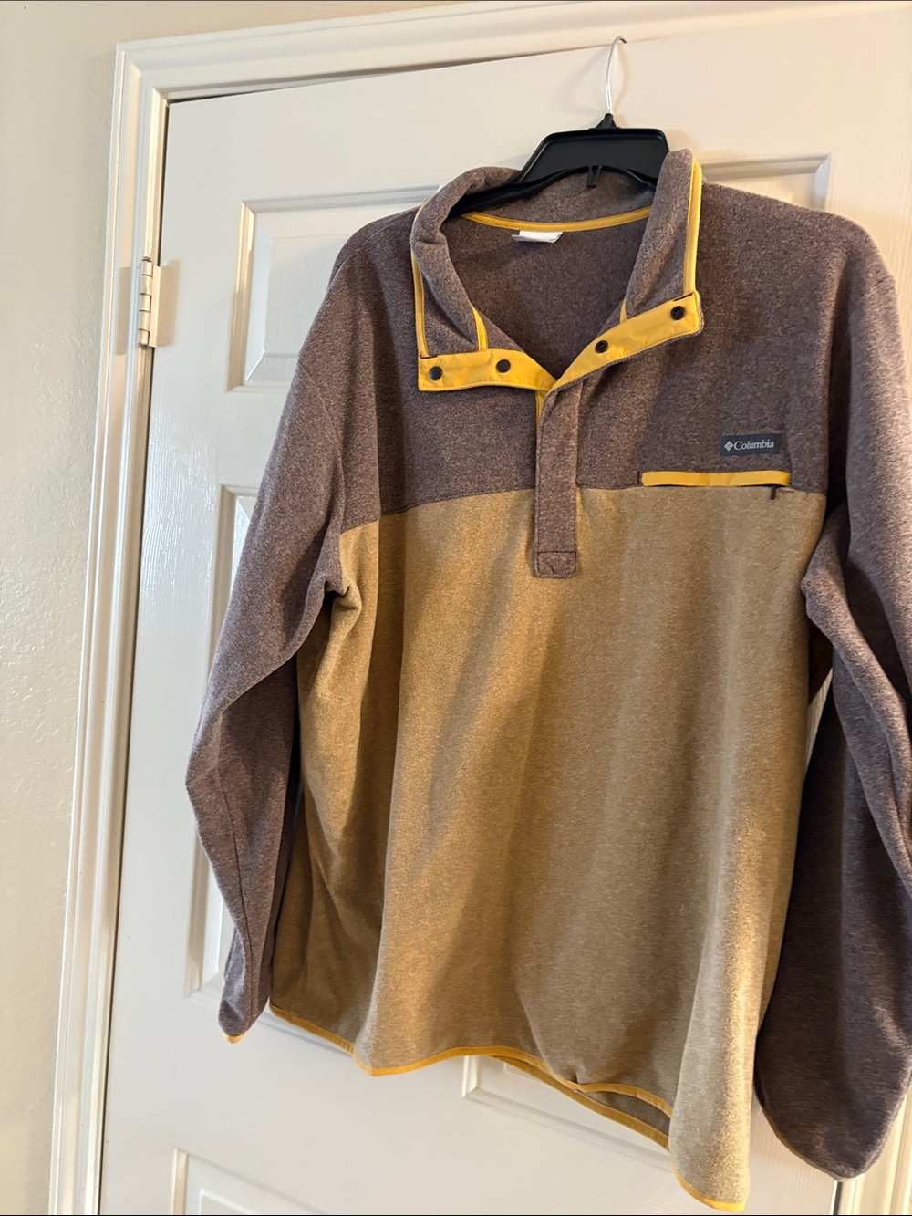 Columbia Two-Tone Brown and Yellow Fleece Snap Pullover